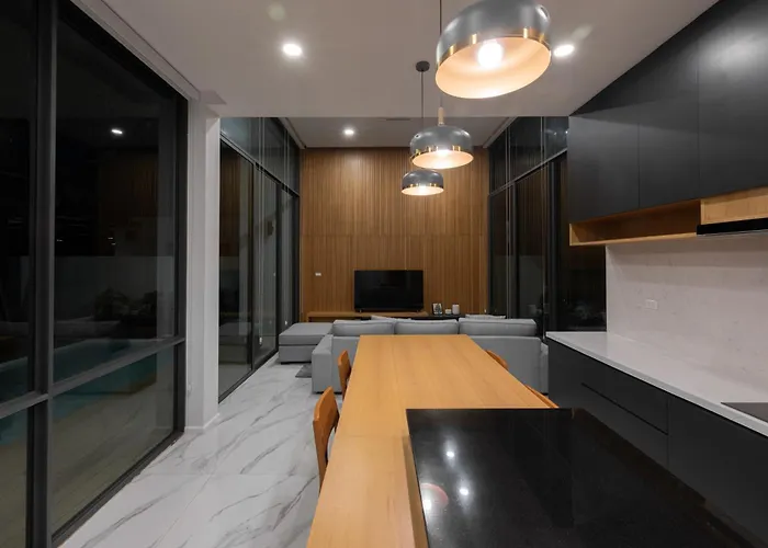 Crystal Pool Villa